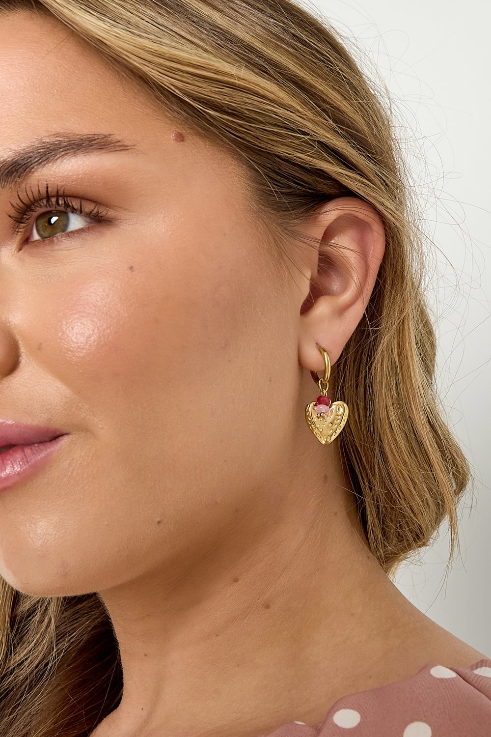 Oorbellen met hart en kraaltjes