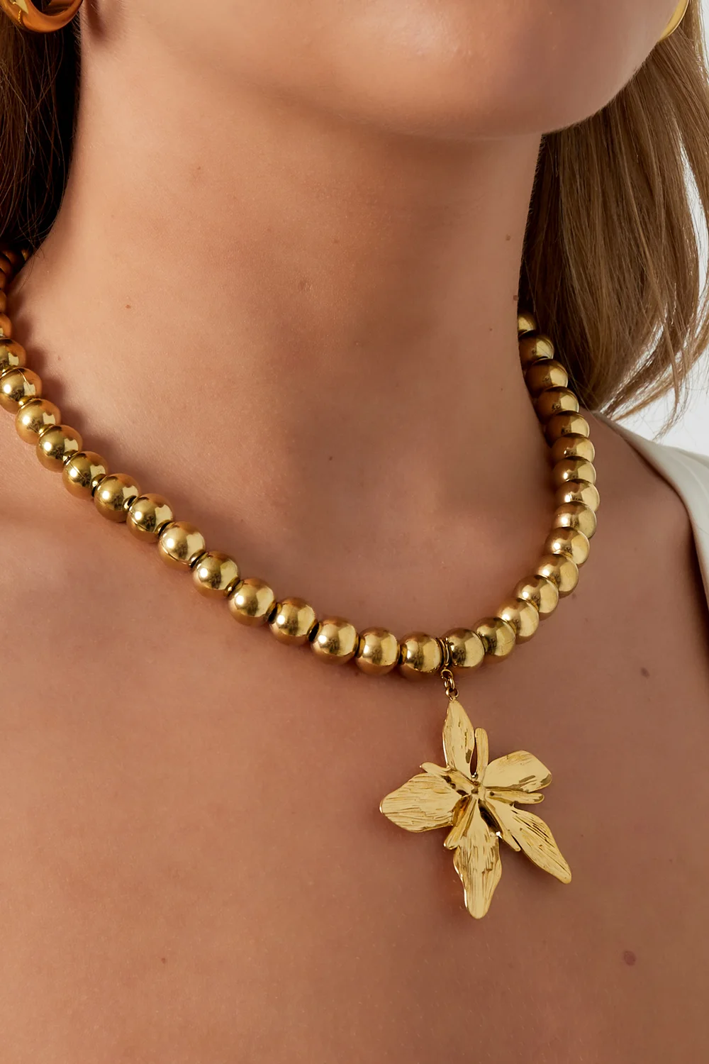 Bloemen sieraden bedel